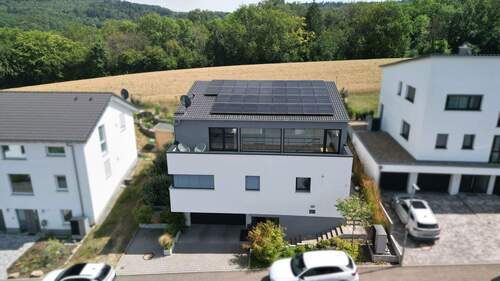 Vorne.oben - Einfamilienhaus mit 175,00 m² in Sinsheim / Waldangelloch zum Kaufen