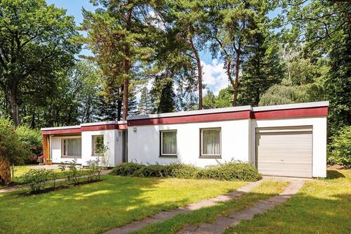 Vorderansicht - 4 Zimmer Bungalow zum Kaufen in Berlin