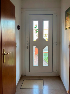 Diele - Reihenmittelhaus mit 97,00 m&sup2; in Gütersloh zum Kaufen