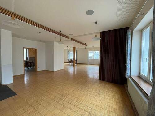 Gewerbe 3 - 
