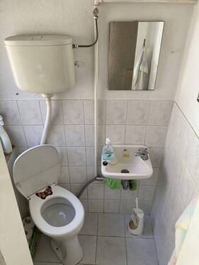 Gäste-WC - Reihenmittelhaus mit 100,00 m² in Sangerhausen zum Kaufen