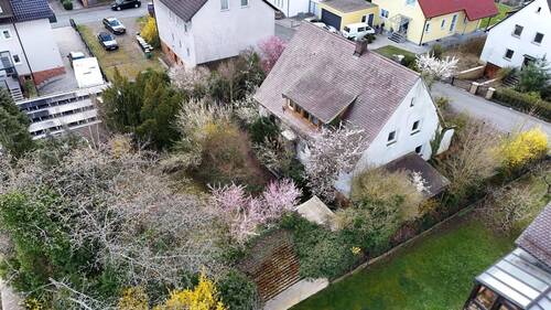 Hausansicht - 7 Zimmer Einfamilienhaus zum Kaufen in Forchheim