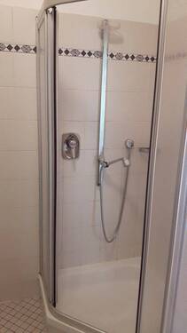 Bild 2 - 2 Zimmer Etagenwohnung zur Miete in Traunstein