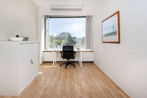 Regus 2860 Tapiola 3rd Floor Esbo Finland Office 3 - 