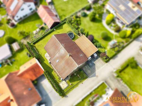 Außenansicht - 6 Zimmer Mehrfamilienhaus, Wohnhaus zum Kaufen in Biburg