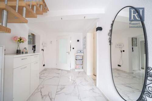 Eingangsbereich EG - 