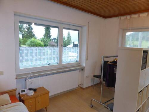 Schlafzimmer im EG - Einfamilienhaus mit 229,00 m&sup2; in Burladingen zum Kaufen