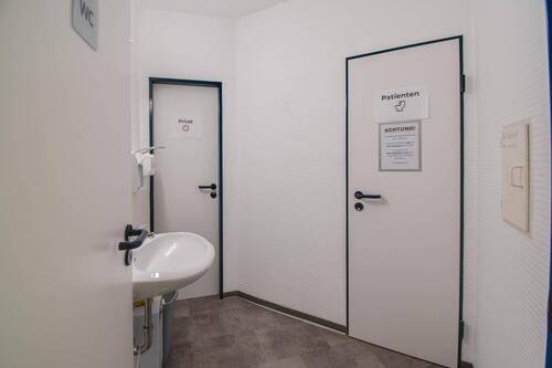 WC - 