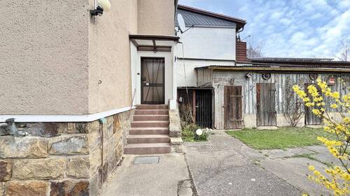 Eingangsbereich - Doppelhaushälfte mit 116,30 m&sup2; in Dresden zum Kaufen