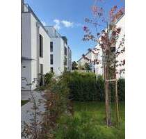 DEN FRÜHLING IM EIGENEN GARTEN GENIESSEN! Helle 3-Zi-Whg. mit Einbauküche und Privatgarten! - Nürnberg Laufamholz