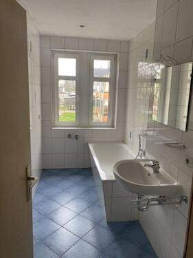 Bad mit Fenster - 