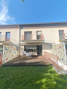 Gartenansicht - Reihenmittelhaus mit Garten+Garage und Erweiterungsmöglichkeiten!