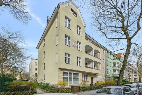 Bild 1 - Umwerfender Jugendstil Altbau - zwei Balkone