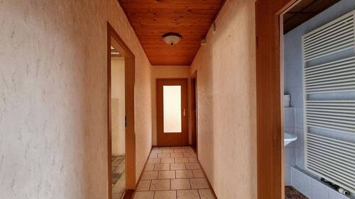 Flur - 4 Zimmer Einfamilienhaus zum Kaufen in Radeberg