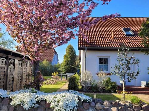 Haus Seitenansicht 1 - 