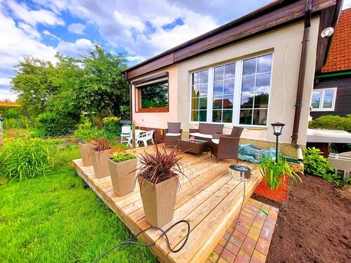 Terrasse am Haus - Doppelhaushälfte mit 112,00 m² in Neustrelitz zum Kaufen