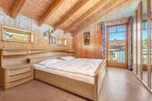 Schlafzimmer (OG) - 