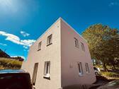 1. Hausfront - 