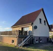Einfamilienhaus mit geräumigen Ferienhaus und seitlichem Seeblick auf dem Woblitzsee - Wesenberg