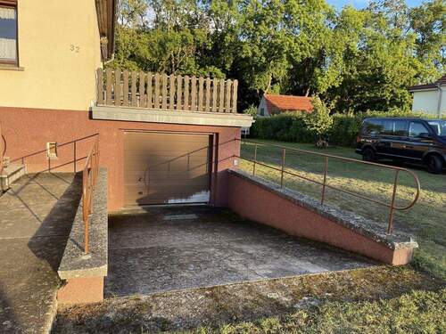 Einfahrt Garage - 