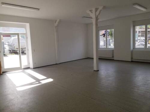 Lager EG 02 - Ca. 130 m² Büro-, Lager- oder Produktionsfläche, mit Hubwagen zugänglich, im Erdgeschoss in Oppenau zu vermieten