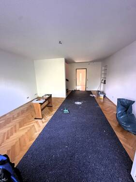Wohnraum Bild 1 EG.jpg - 1 Zimmer Reihenmittelhaus in Feucht