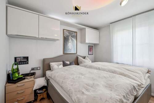Rückzug und Ruhe im Schlafzimmer mit Innenhofausrichtung. - 