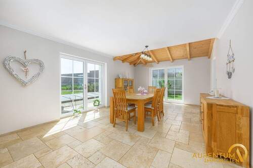 Essbereich - Ansprechendes Wohndomizil mit großzügigem Außenbereich zu verkaufen, sofort frei