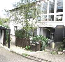 Gepfl.- großz. 3 12- Zi.- Wohnung m. überd. Terrasse u. separaten Eingang - Northeim