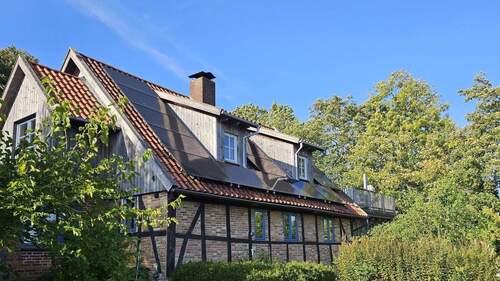 Gebäude seitlich mit Gauben - Gemeinsam, Natur, Toplage an der Schlei