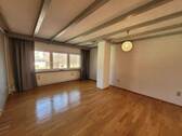 Wohnzimmer.jpg - 4 Zimmer Etagenwohnung zur Miete in Kirchheim