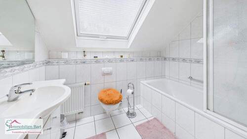 Badezimmer DG - 