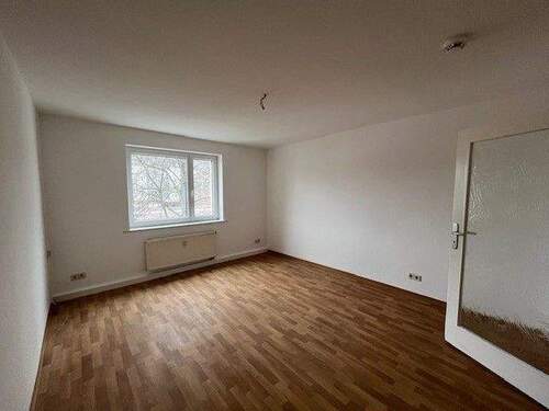 1.jpg - Etagenwohnung mit 55,50 m&sup2; in Zwickau zur Miete