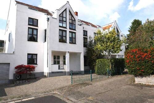 Ansicht1 - 4 ZK2B2B Maisonette-ETW mit großem Speicher - fast wie ein Haus