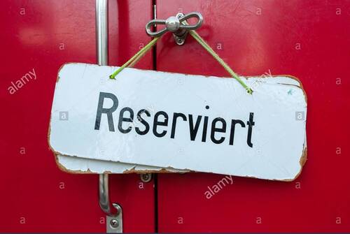 Reserviert 4 - 2,5-Raum-Wohnung zum sofortigen Einzug mit EBK