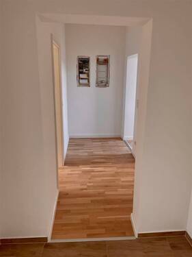 Flur - 3 Zimmer Etagenwohnung zur Miete in Bad Brückenau