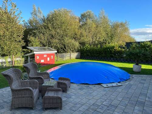 Terrasse mit Pool - 3 Zimmer Bungalow in Schönkirchen
