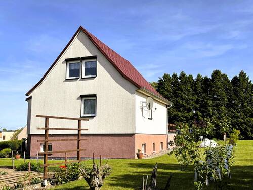 rechte Giebelseite - 5 Zimmer Einfamilienhaus in Wildberg