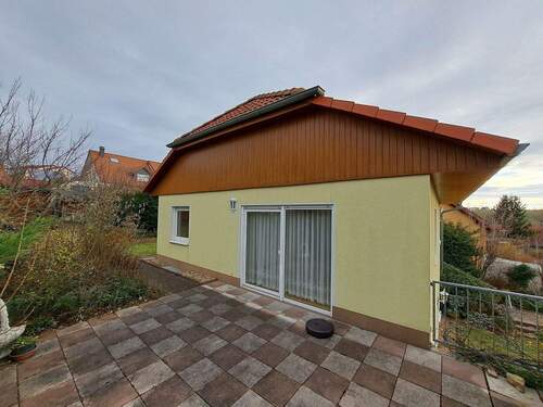 Terasse Westseite - 4 Zimmer Einfamilienhaus in Hohenmölsen