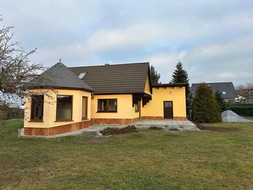 Hausansicht - 2 Zimmer Einfamilienhaus in Grimma