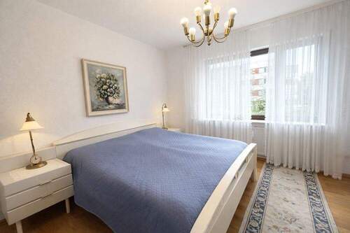 großes Schlafzimmer - 