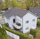 Titel - Zweifamilienhaus mit Perspektive: Eine Wohnung frei, eine bereits vermietet