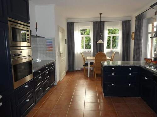 Küche - 6 Zimmer Einfamilienhaus in Uelsen