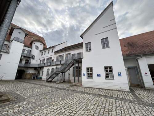 Innenhof, Stellplatz - Büro zur Miete in Naumburg (Saale)