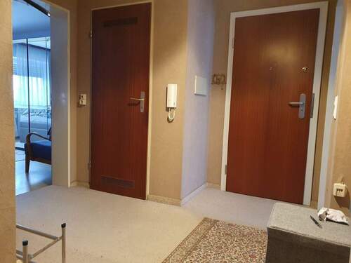 Diele mit Abstellraum. - 