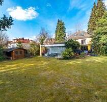 Bauträger und Projektierer: 1250m² Baugrundstück mit Altbestand in ruhiger Lage in Haar