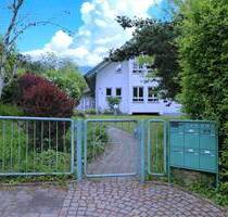 Moderne Dachgeschosswohnung mit einem traumhaften Blick auf die Alpen und den Bodensee - Heiligenberg Steigen
