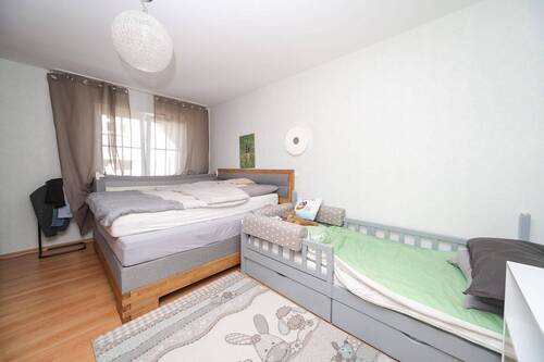 Schlafzimmer im OG - 