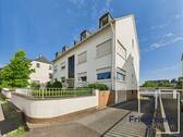 Außenansicht mit Zufahrt Garagenhof - 