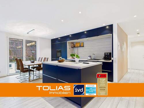 Titelbild - Design-Wohntraum auf vier Zimmern - mit Privatem-Spa-Gefühl & Luxus-Kochinsel